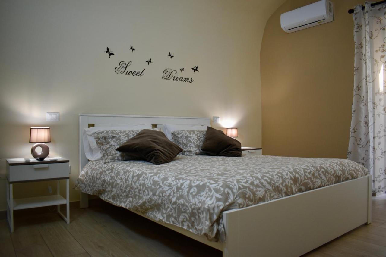 Dimora Normanna Bed & Breakfast Aversa Bagian luar foto