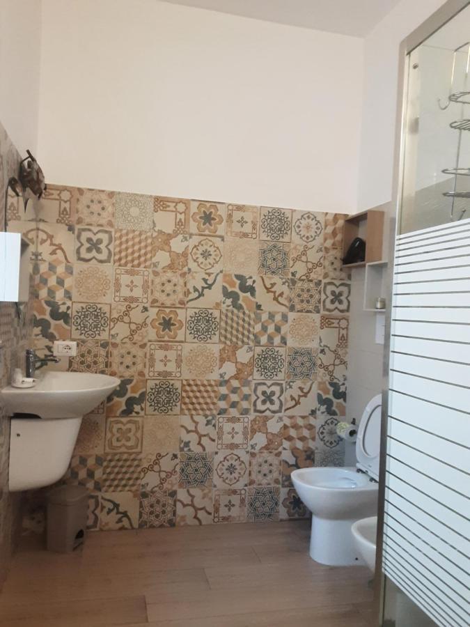 Dimora Normanna Bed & Breakfast Aversa Bagian luar foto