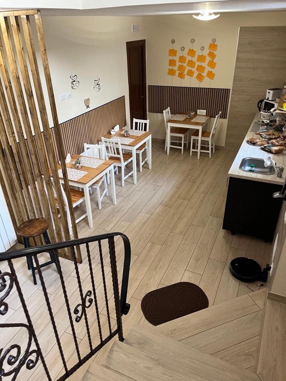 Dimora Normanna Bed & Breakfast Aversa Bagian luar foto
